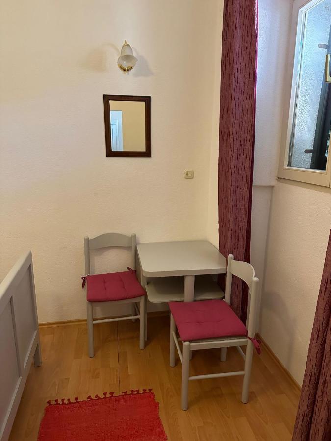 Longa Rooms Σίμπενικ Εξωτερικό φωτογραφία