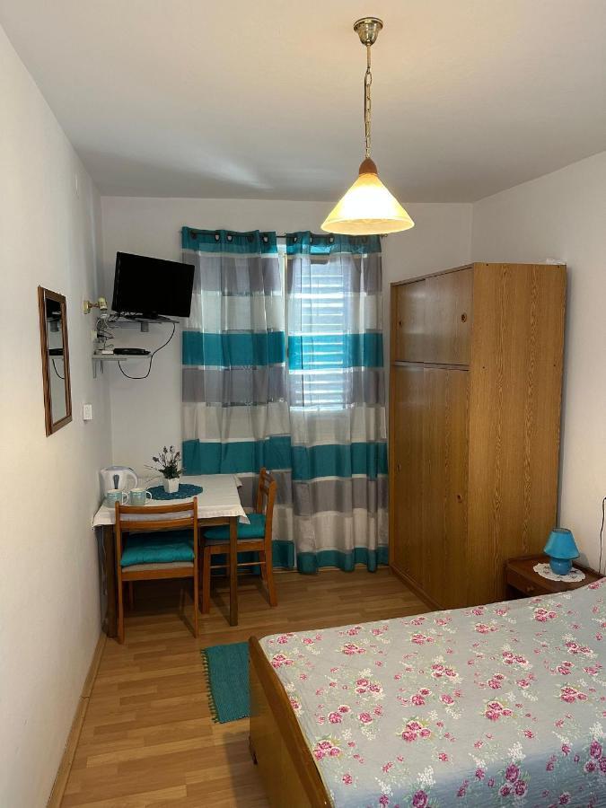 Longa Rooms Σίμπενικ Εξωτερικό φωτογραφία